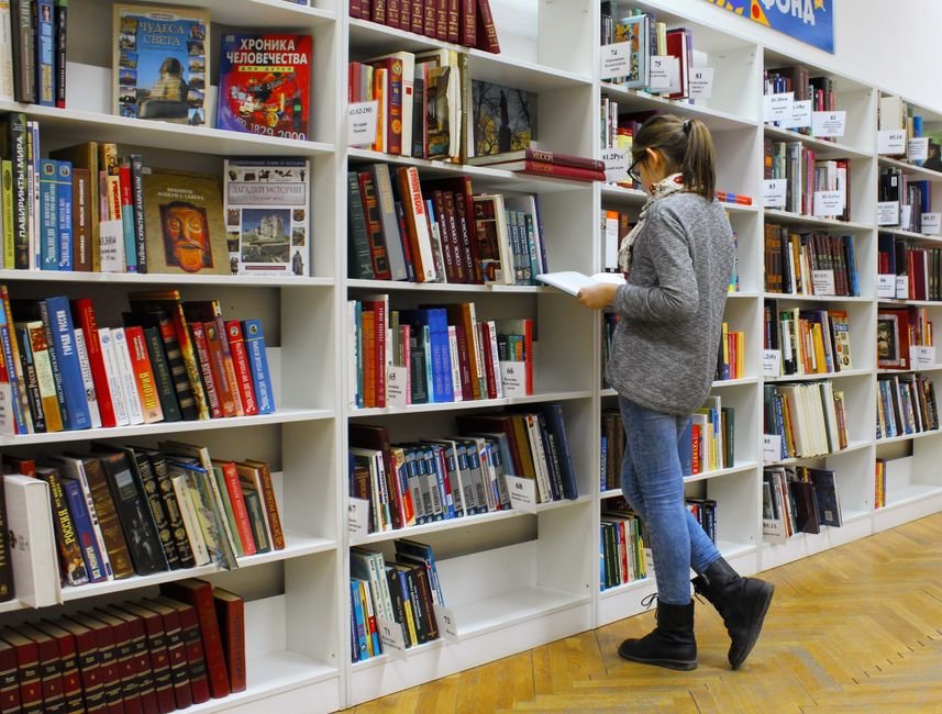 Library & Learning Resource Centre